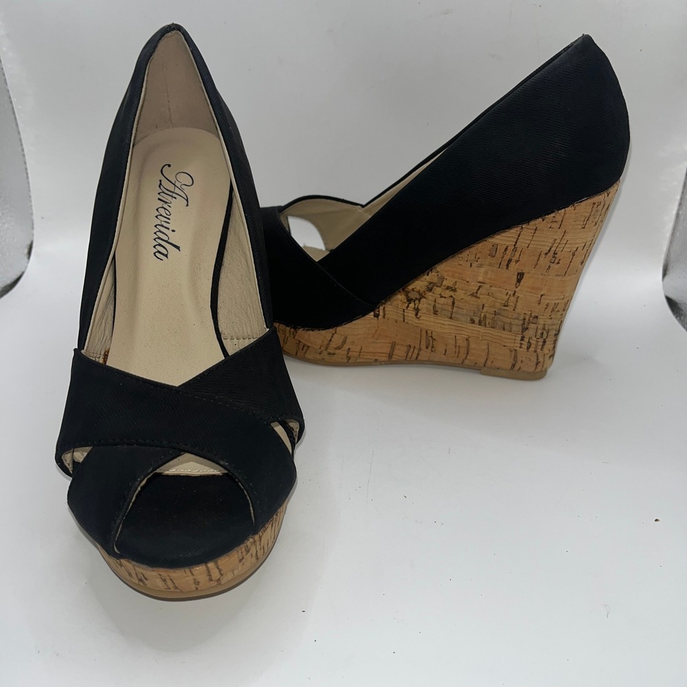 Atrevida Womens 7 Black Peep Toe Cork Wedge Sandals Boho Chic Platform Heels